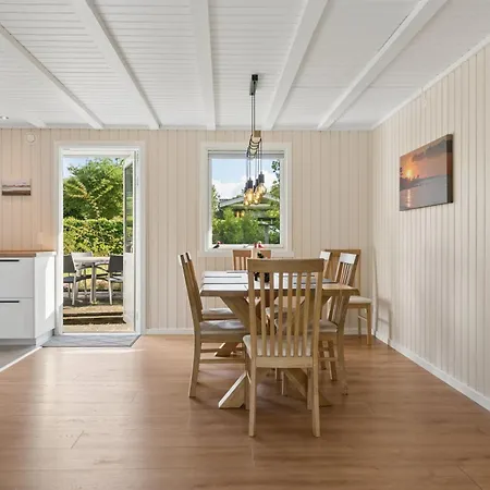 Spacious Close To Enebaerodde Otterup